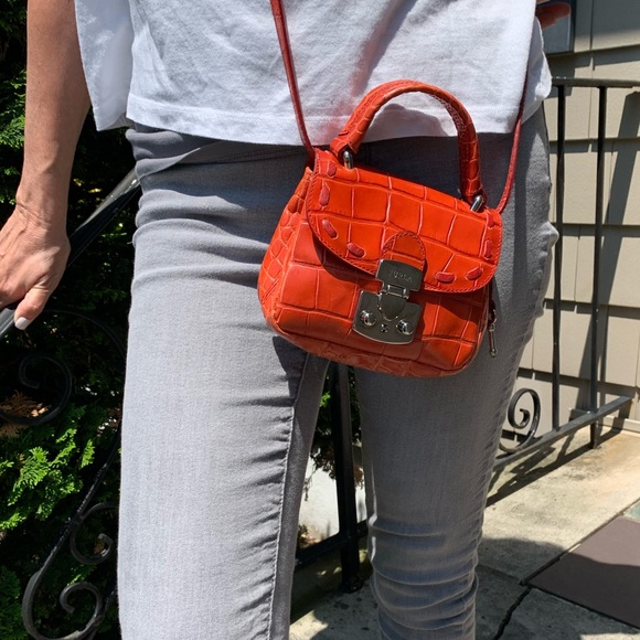 ⚫️SOLD⚫️Furla Mini Croc Crossbody & Dustbag - Picture 13 of 14